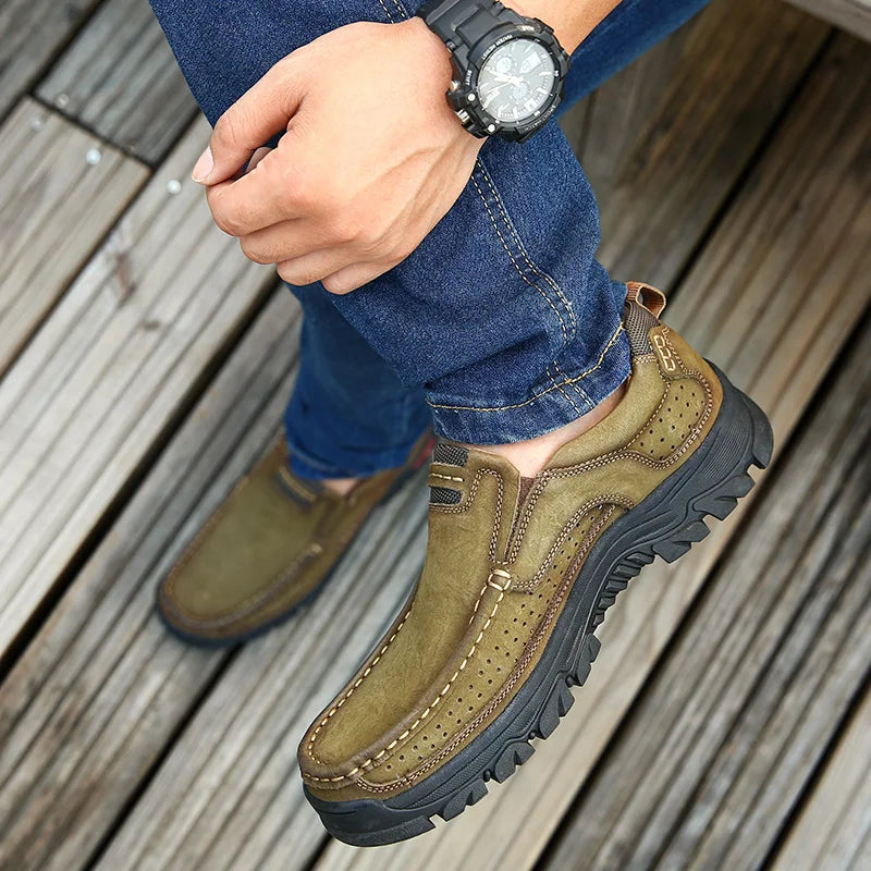 Handmade Leather Men Shoes Casual Outdoor Slip On Loafers Men Leather Shoes Flats Moccasins Walking Shoes Non-Slip Dropshipping
