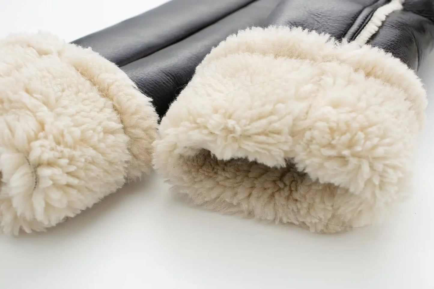 Winter Coat For Women 2024 Black Lapel Long Sleeves Female Zipper Short Jackets Top Streetwear Woman New In OuterCoat