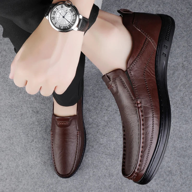 Italian High-quality Men's Genuine Leather Shoes Fashionable Loafers Men's Work Business Shoes Interview Formal Shoes