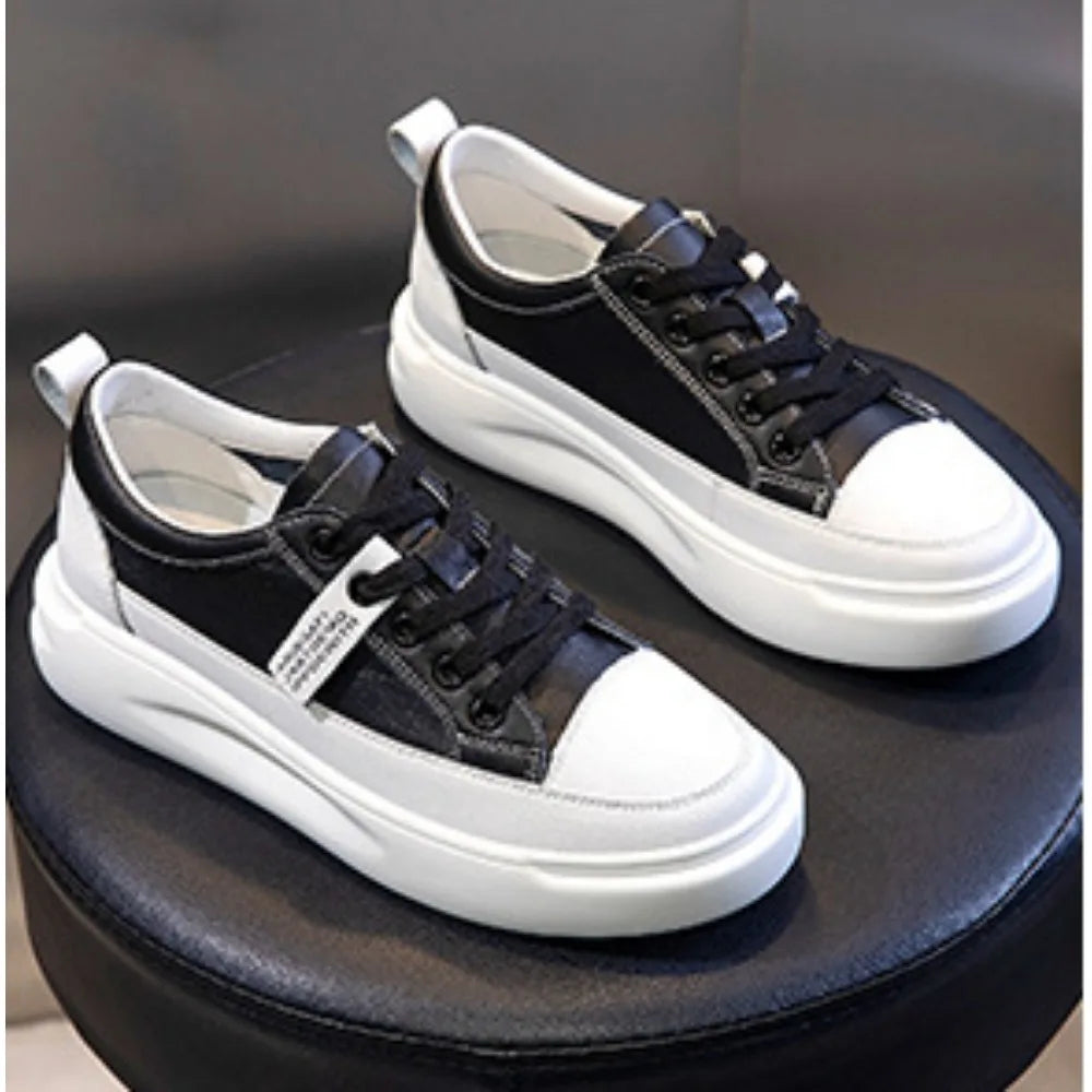 Leather sneakers 2025 Autumn/winter New Single Shoe Thick Soled Women's Shoes Flat Soled Shoes Casual Shoe Women's Board Shoes