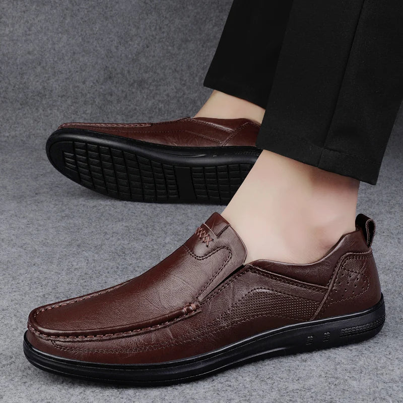 Italian High-quality Men's Genuine Leather Shoes Fashionable Loafers Men's Work Business Shoes Interview Formal Shoes