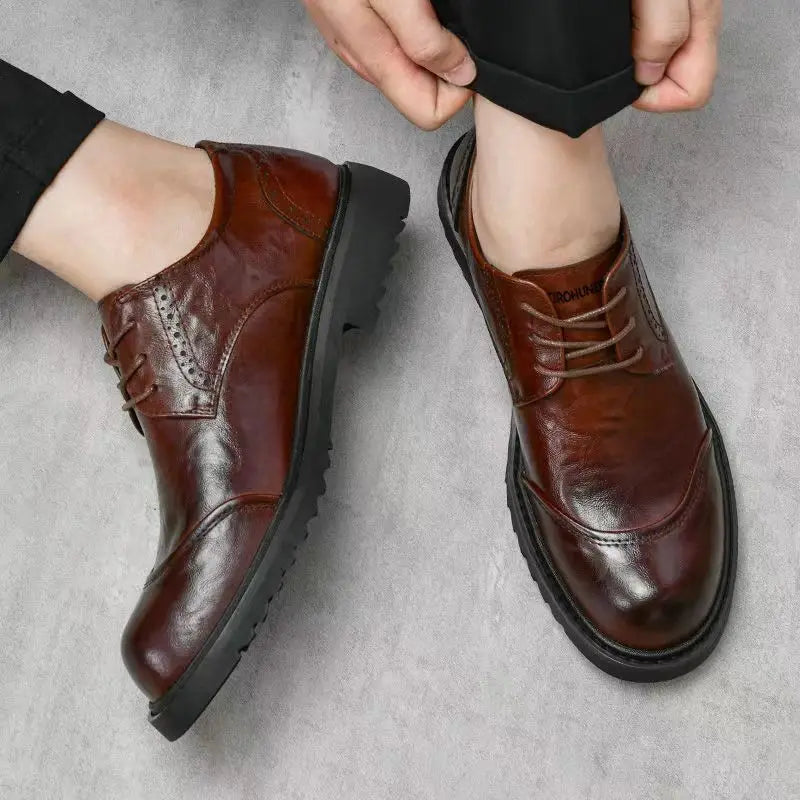 2025 Soft Leather Men's High-end Leather Trendy Business Casual Tooling Big Head Thick Sole Non-slip Loafers Shoes