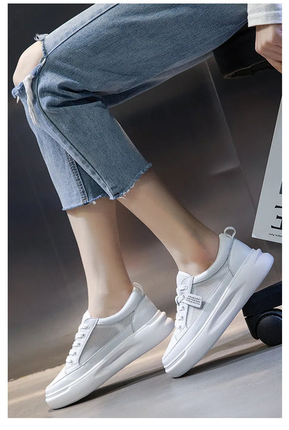 Leather sneakers 2025 Autumn/winter New Single Shoe Thick Soled Women's Shoes Flat Soled Shoes Casual Shoe Women's Board Shoes