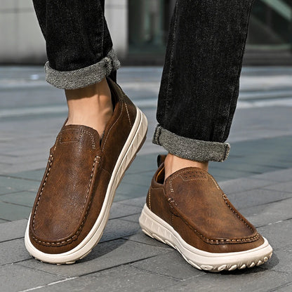 New Leather Men's Loafers Luxury Men Casual Shoes Fashion Lightweight Driving Shoes Breathable Men's Shoes Handmade Flat Shoes