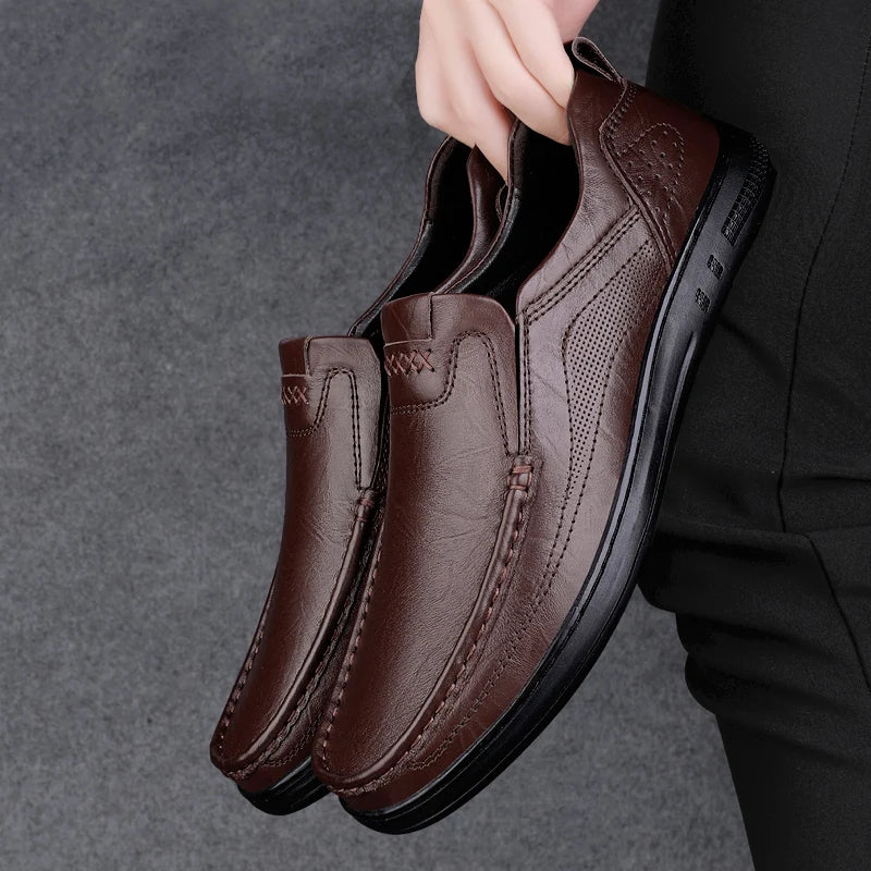Italian High-quality Men's Genuine Leather Shoes Fashionable Loafers Men's Work Business Shoes Interview Formal Shoes