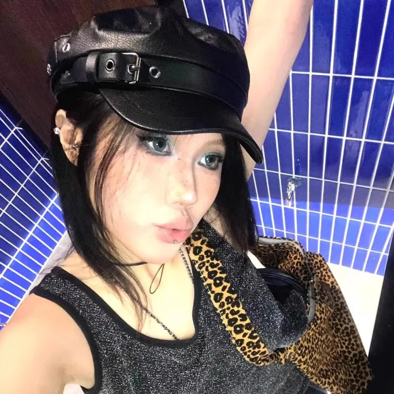 New Women's PU Leather Beret Hat Vintage England Flat Top Newsboy Caps Outdoor Casual Visor Black Artist Fashion Painter Hat