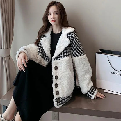 Cold Winter Coat Womens 2025 Coats Fur Jackets Tweed Clothing Heavy Clothes Plaid Outerwear Very Warm Jacket Woman Trend Fleece