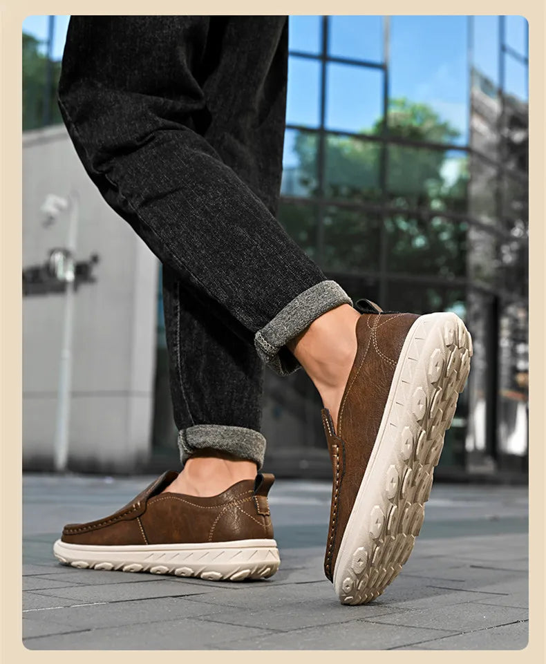 New Leather Men's Loafers Luxury Men Casual Shoes Fashion Lightweight Driving Shoes Breathable Men's Shoes Handmade Flat Shoes