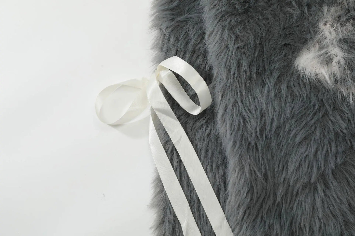 American sweet and cool bow sweater women's autumn and winter new loose soft waxy retro loose sweater outside the coat.