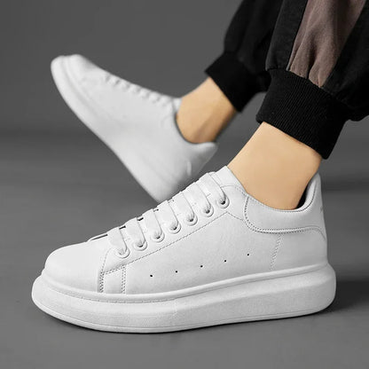 White Leather Men Casual Shoes Platform Outdoor Mens Walking Running Sneakers Breathable Board Shoes Women Tennis Sport Shoes