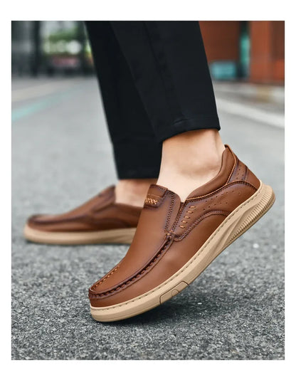 Men's Top Layer Cowhide Leather Shoes Casual Men's Shoes Soft Sole Comfortable Genuine Leather Men's Driving Shoe Zapatillas