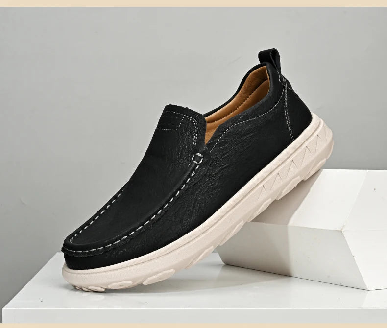 New Leather Men's Loafers Luxury Men Casual Shoes Fashion Lightweight Driving Shoes Breathable Men's Shoes Handmade Flat Shoes