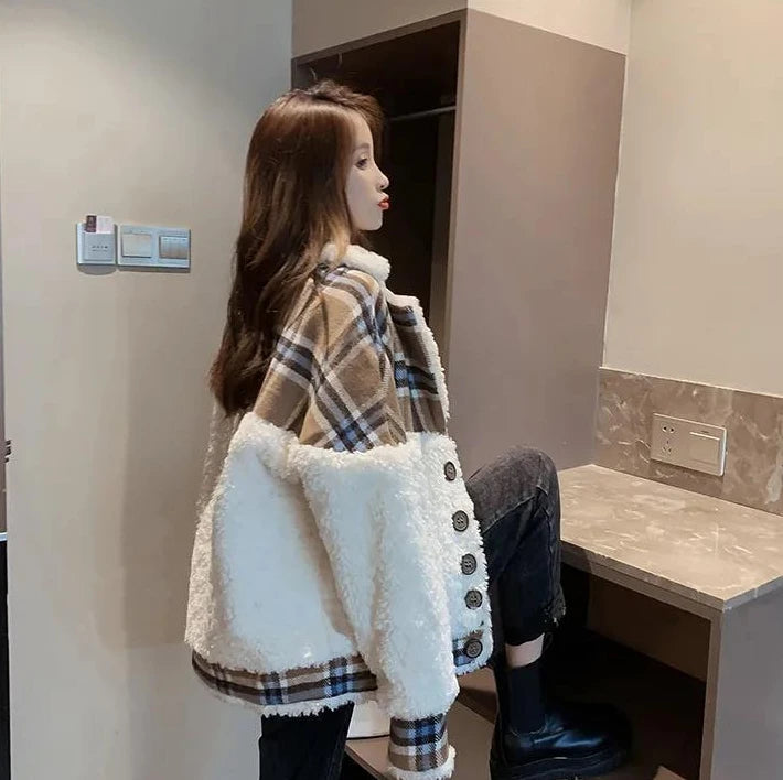 Cold Winter Coat Womens 2025 Coats Fur Jackets Tweed Clothing Heavy Clothes Plaid Outerwear Very Warm Jacket Woman Trend Fleece