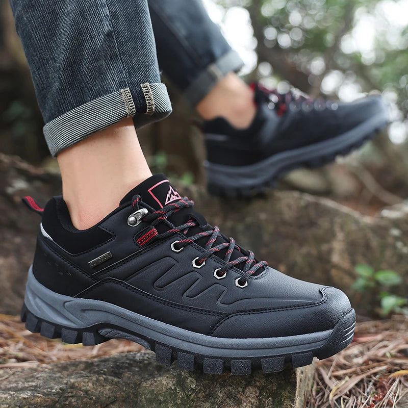 New Leather Men Shoes Outdoors Non-Slip Men's Hiking Shoes Lace-Up Waterproof Men Sneakers Fashion Comfortable Walking Shoes