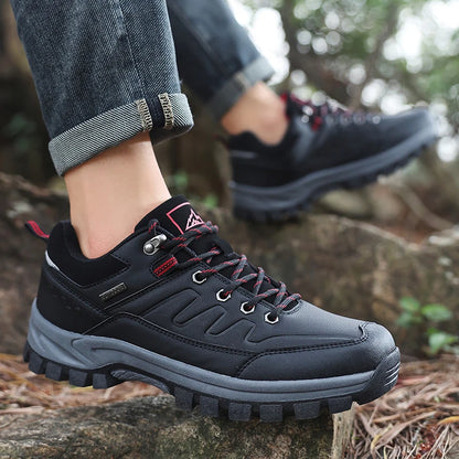New Leather Men Shoes Outdoors Non-Slip Men's Hiking Shoes Lace-Up Waterproof Men Sneakers Fashion Comfortable Walking Shoes