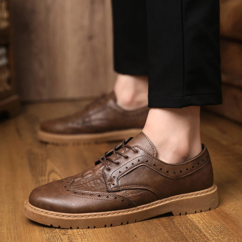 Leather Shoes for Men Luxury High Quality Brogue Shoes comfortable Soft Sole Men's Casual Shoes Lace Up Men Business Dress Shoe