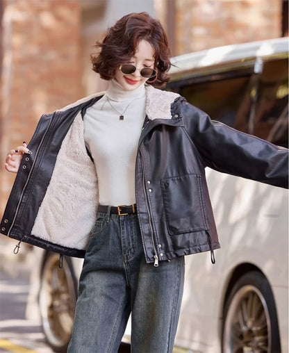 2025 Winter Leather Jacket Women Add-velvet Thicken Warm Coats Loose Hooded Short Jackets Streetwear Windproof Leather Outerwear