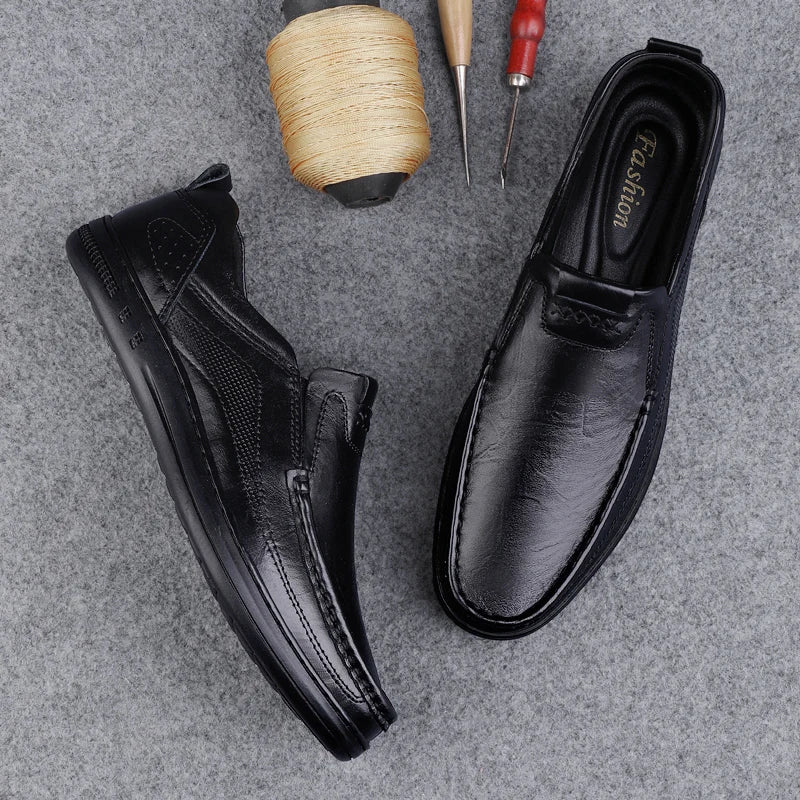 Italian High-quality Men's Genuine Leather Shoes Fashionable Loafers Men's Work Business Shoes Interview Formal Shoes