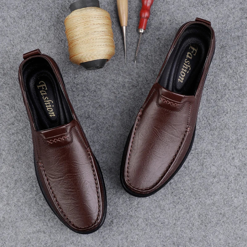 Italian High-quality Men's Genuine Leather Shoes Fashionable Loafers Men's Work Business Shoes Interview Formal Shoes