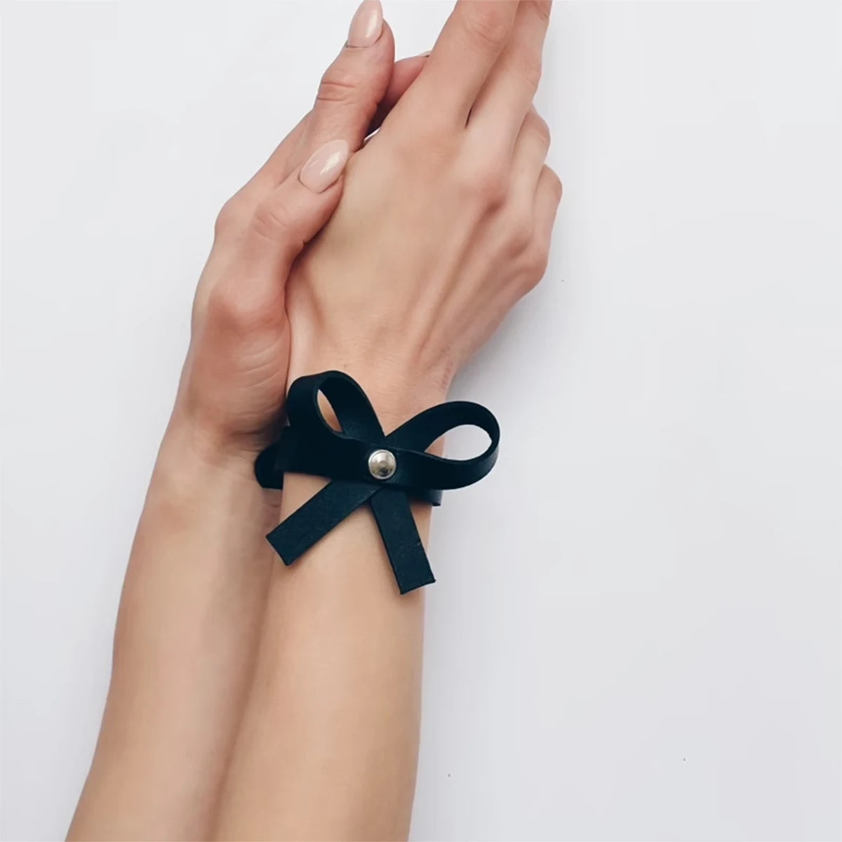 Women Sexy Leather Ankle Accessories, Leather Anklet, foot bow ankle bracelets Handcuffs Fetish Clothing Exotic Accessorie