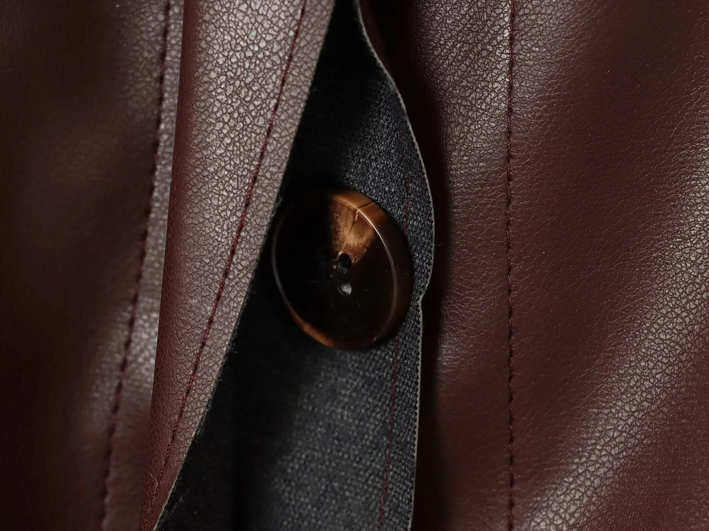 Women's Leather Jacket 2025 Autumn Winter New Fashion Women Long Sleeve Zipper Jackets Women High Street Elegant Short Coats