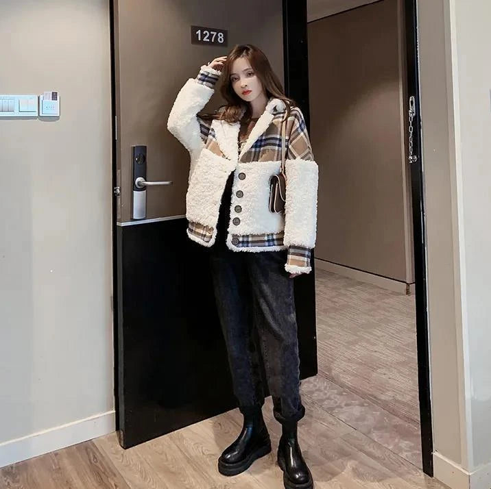 Cold Winter Coat Womens 2025 Coats Fur Jackets Tweed Clothing Heavy Clothes Plaid Outerwear Very Warm Jacket Woman Trend Fleece