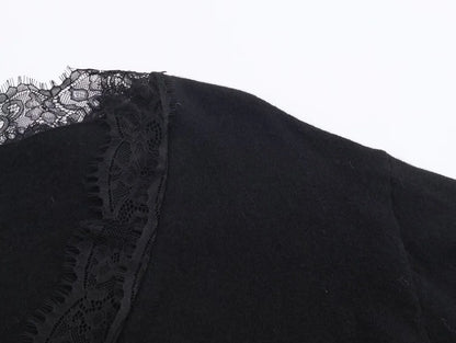 2025 Winter New Women's Sweet and Alluring Fashion V-neck Lace-trimmed Loose Long-sleeved Knit Sweater