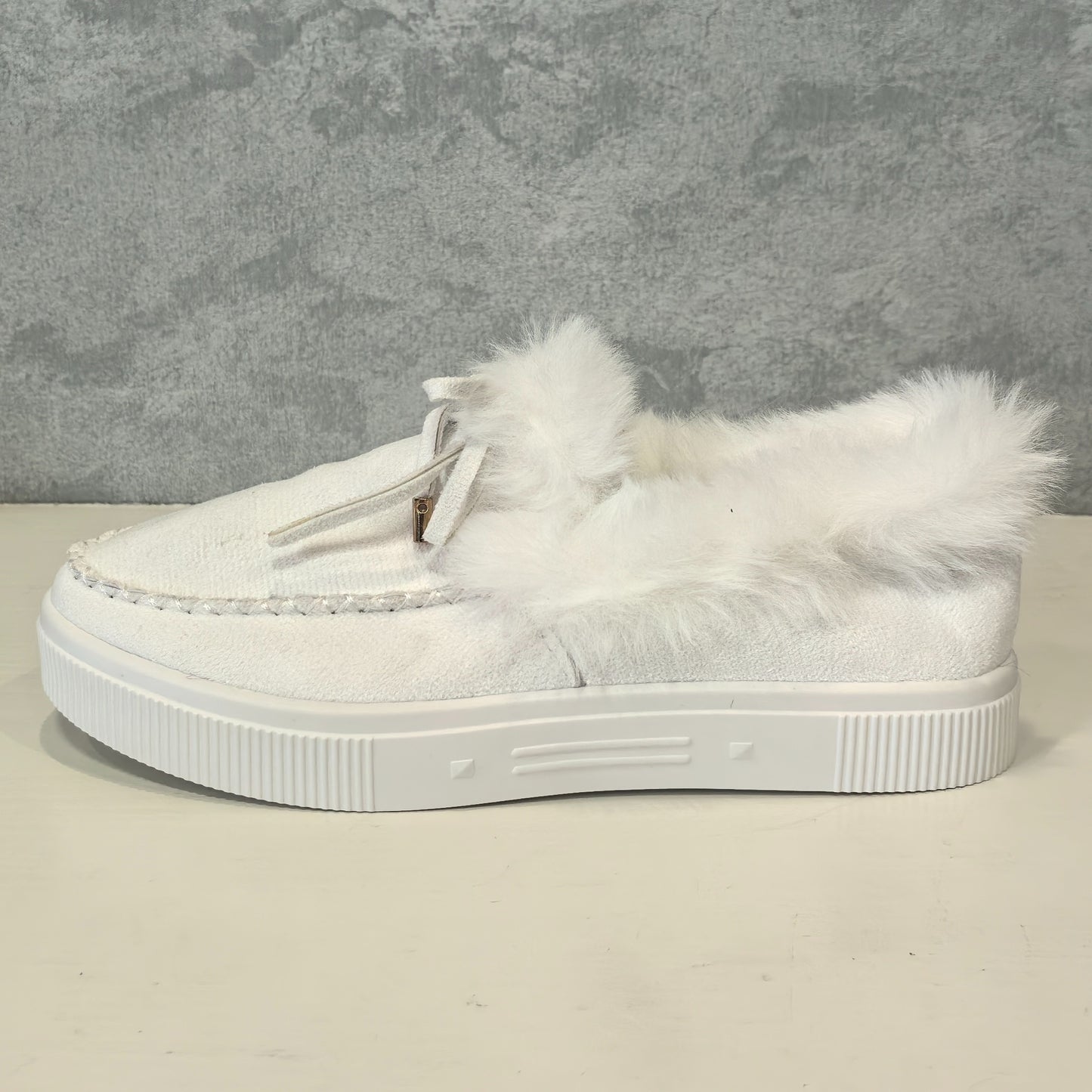 1PC Fleece Lined Snow Boots for Women, Short Flat and Warm Winter Boots with Smooth Color Laces